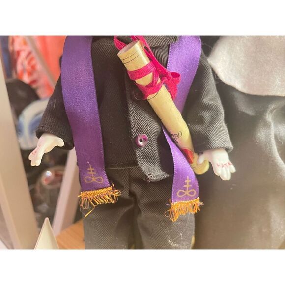 Mezco Living Dead Dolls Sinister Minister & Bad Habit Spencers Exclusive 2000 - Picture 4 of 16